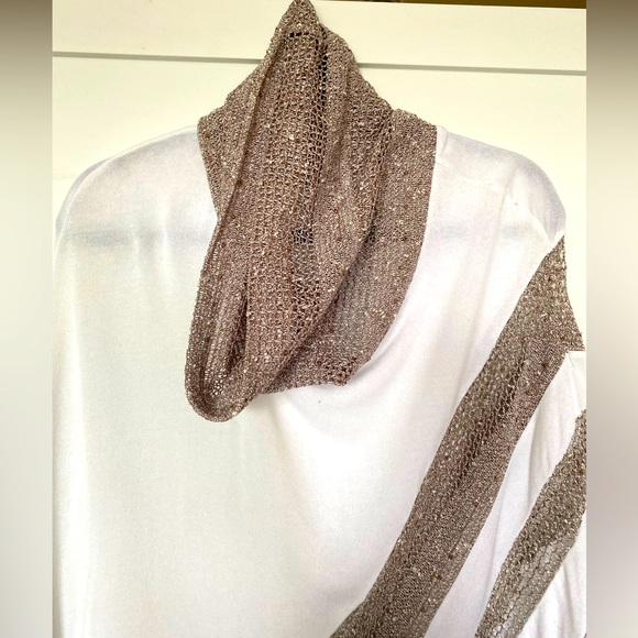 Joseph Ribkoff shawl - Picture 2 of 6